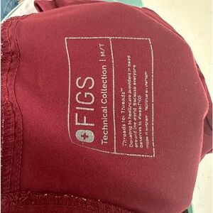 Women's fig size medium tall burgundy Kade cargo scrub pants